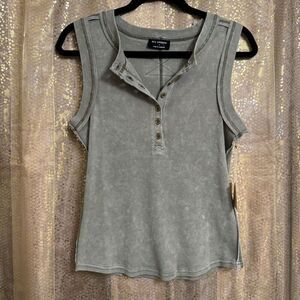 Blu Pepper Washed Olive Green Button Up Henley Boho Tank Top Large NWT
